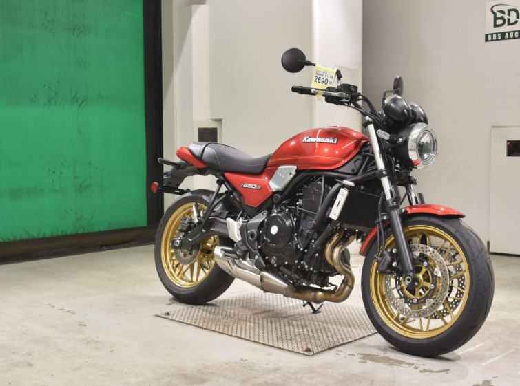 Мотоцикл Kawasaki Z650RS з пробігом 1469 km