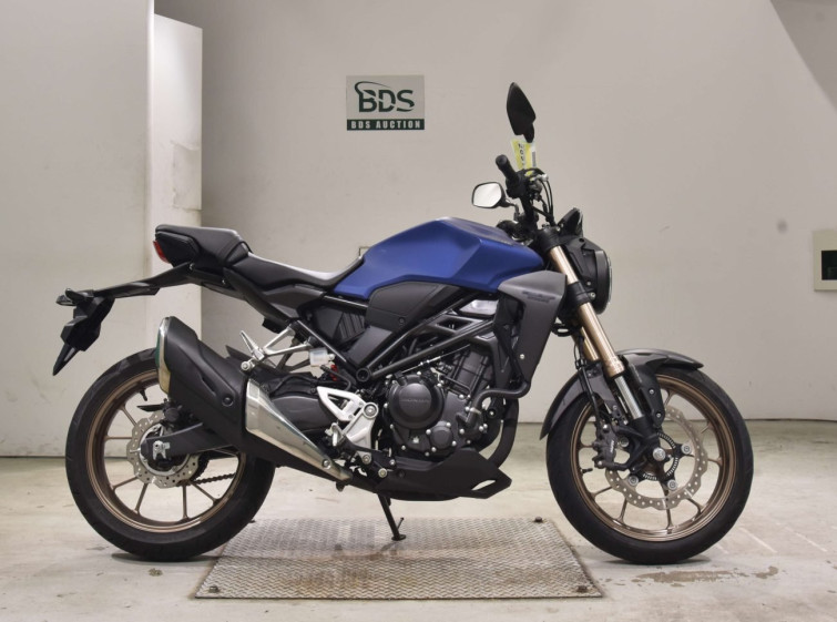 Мотоцикл Honda CB250RA з пробігом 6916 km