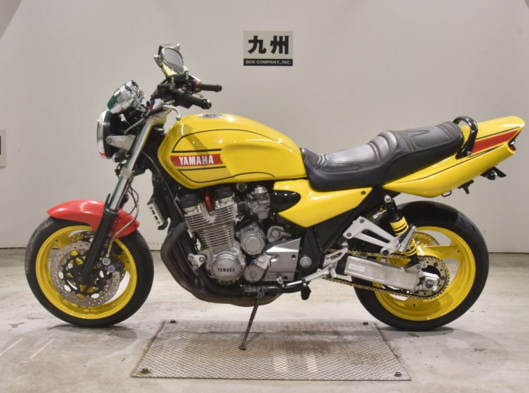 Мотоцикл Yamaha XJR1300