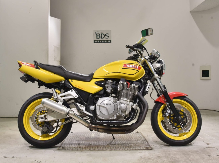 Мотоцикл Yamaha XJR1300