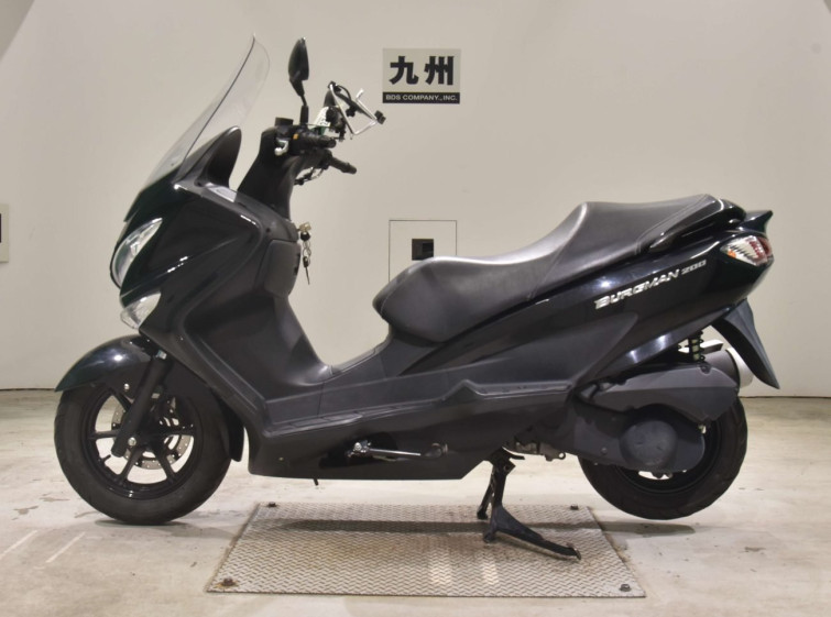 Мотоцикл Suzuki BURGMAN200 з пробігом 23491 km