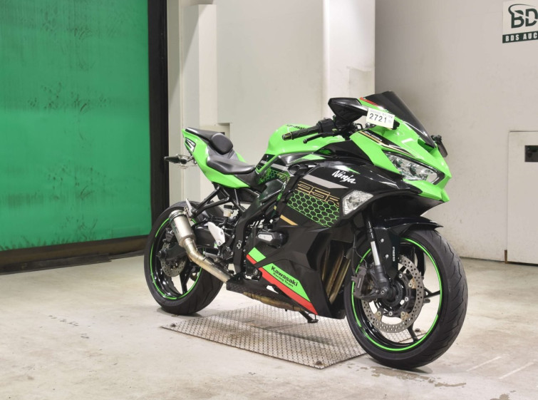 Мотоцикл Kawasaki ZX-25R-2SE с пробегом 19823 km