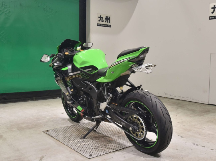 Мотоцикл Kawasaki ZX-25R-2SE с пробегом 19823 km