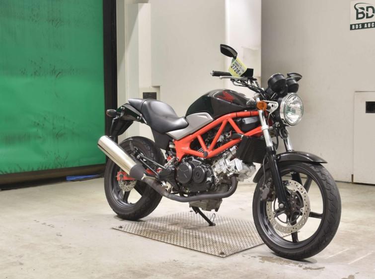 Мотоцикл Honda VTR250 с пробегом 31294 km