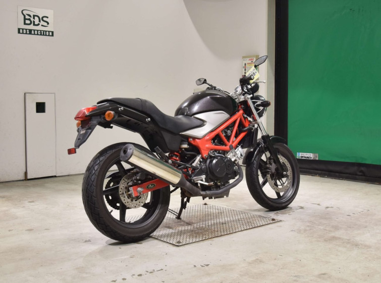 Мотоцикл Honda VTR250 с пробегом 31294 km