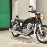 Мотоцикл Yamaha SR400 з пробігом 7221 km
