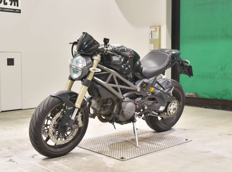 Мотоцикл Ducati MONSTER 1100EVO з пробігом 26524 km
