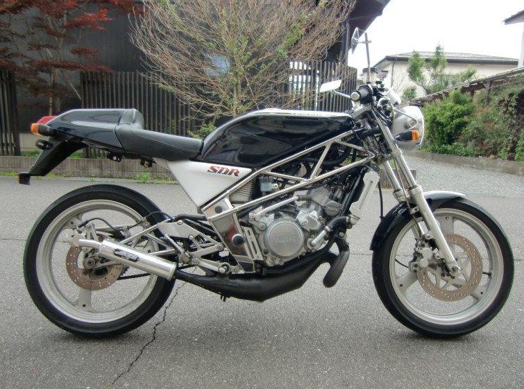 Мотоцикл Yamaha SDR200 з пробігом 17011 km