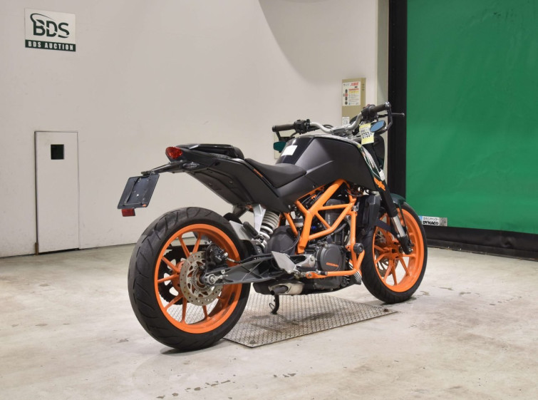 Мотоцикл KTM 250 DUKE з пробігом 18042 km