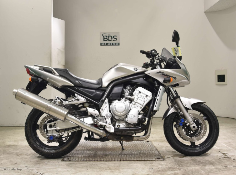 Мотоцикл Yamaha FZS1000 FAZER з пробігом 48097 km