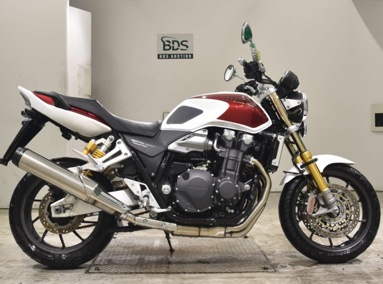 Мотоцикл Honda CB1300SF з пробігом 11452 km