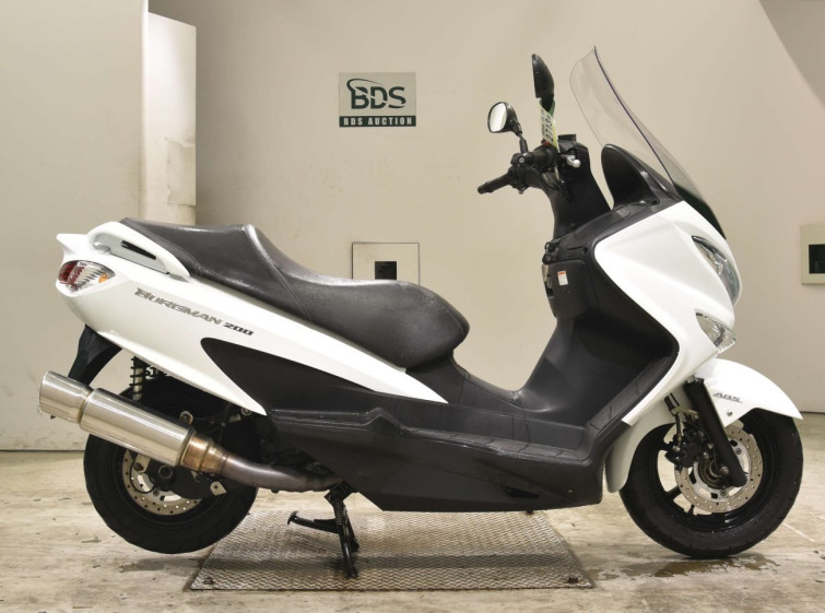 Мотоцикл Suzuki BURGMAN200A з пробігом 28789 km