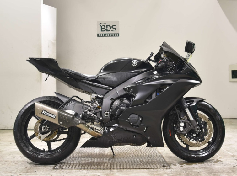 Мотоцикл Yamaha YZF-R6 с пробегом 28435 km