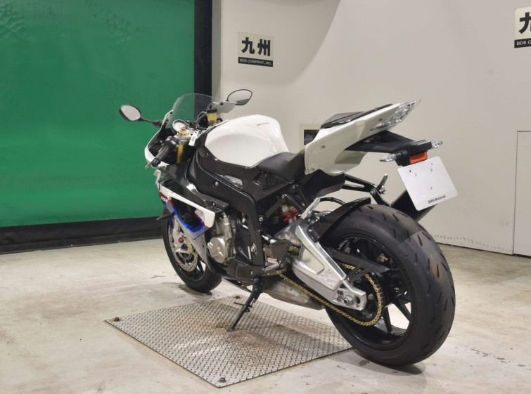 Мотоцикл BMW S1000RR с пробегом 2462 km