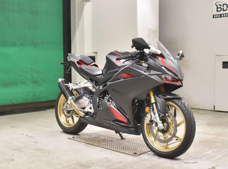 Мотоцикл Honda CBR250RRA с пробегом 2223 km