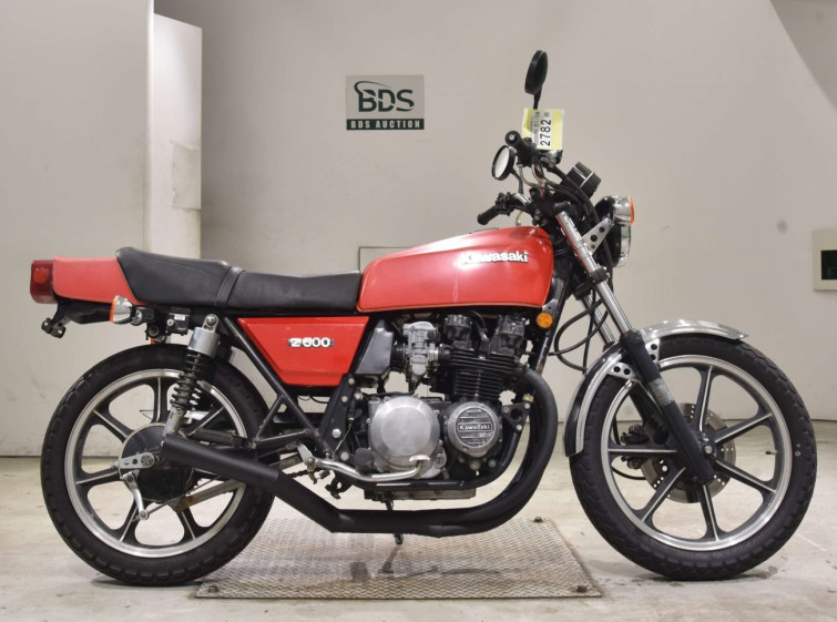 Мотоцикл Kawasaki Z550 з пробігом 12454 m