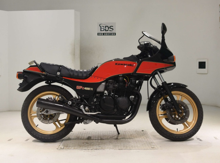 Мотоцикл Kawasaki GPZ400 з пробігом 27278 km