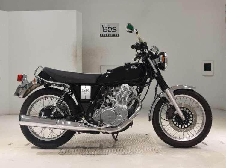 Мотоцикл Yamaha SR400 з пробігом 2591 km