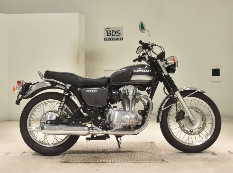 Мотоцикл Kawasaki W800 з пробігом 11640 km