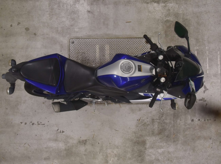Мотоцикл Yamaha YZF-R25 с пробегом 25136 km