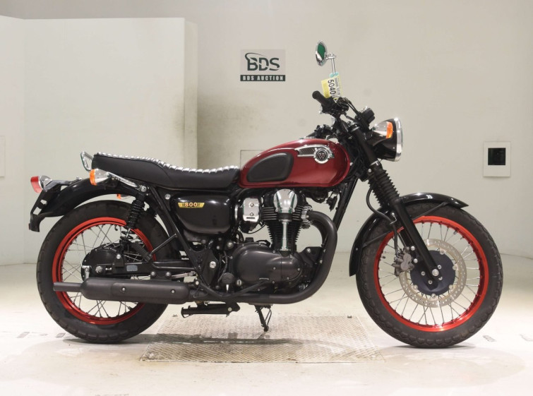 Мотоцикл Kawasaki W800 з пробігом 6590 km