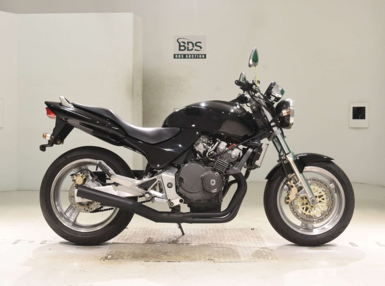 Мотоцикл Honda HORNET CB250F з пробігом 8967 km