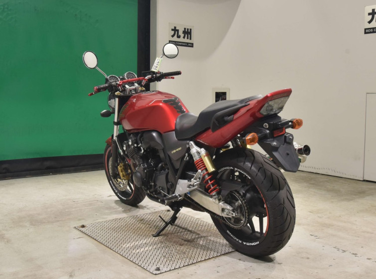Мотоцикл Honda CB400SF з пробігом 3891 km