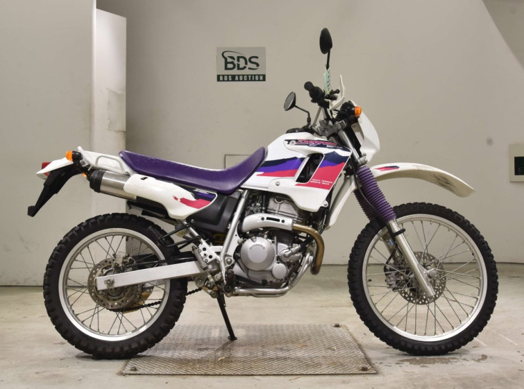 Мотоцикл Honda XL250 DEGREE с пробегом 3794 km