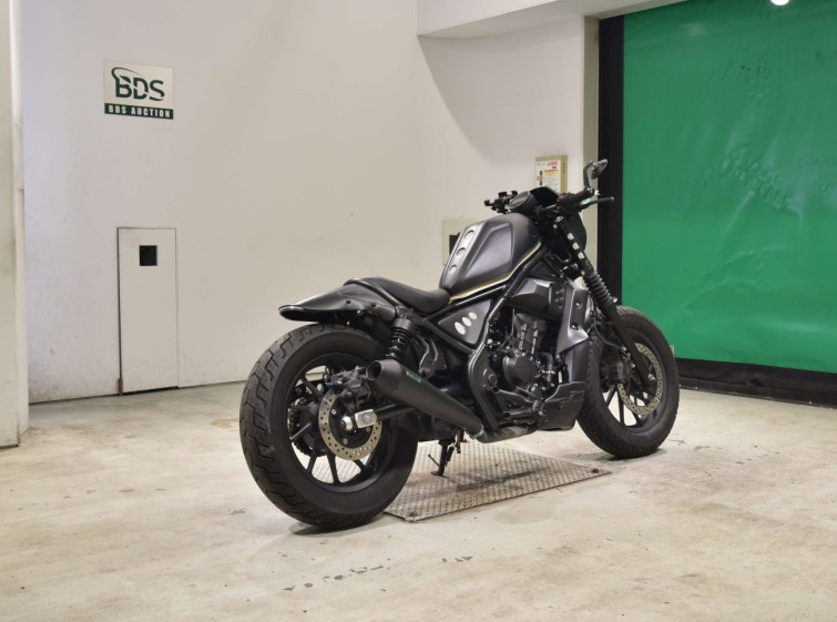 Мотоцикл Honda REBEL CMX250 з пробігом 8602 km