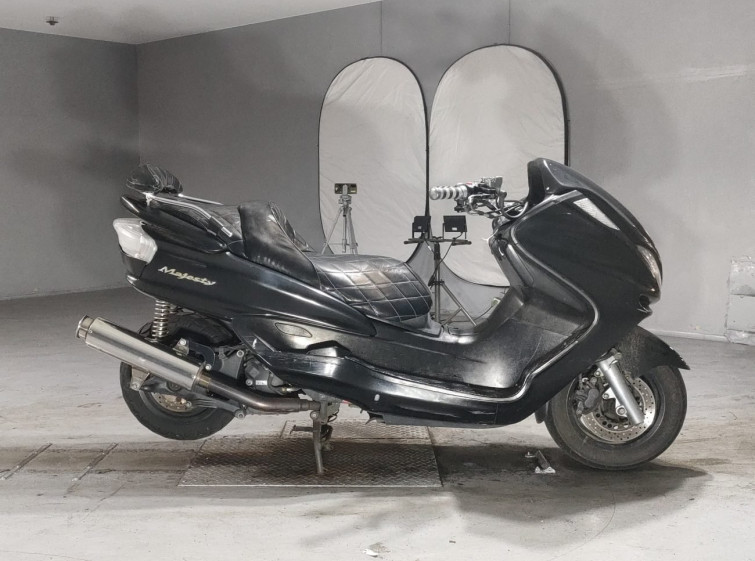 Мотоцикл Yamaha MAJESTY 250C