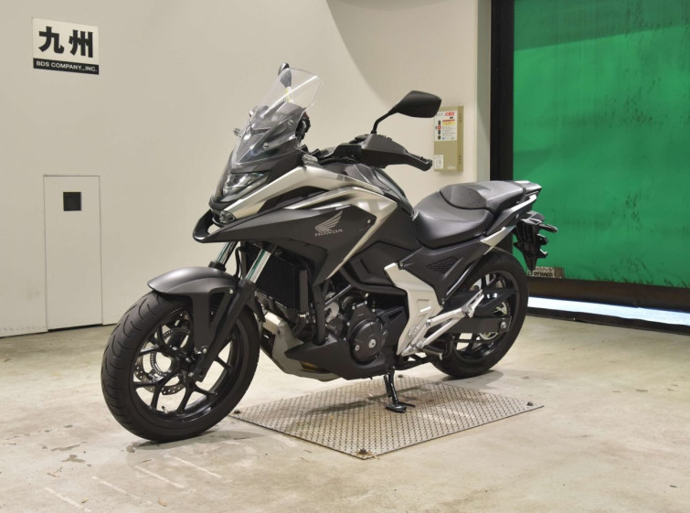 Мотоцикл Honda NC750X з пробігом 9829 km