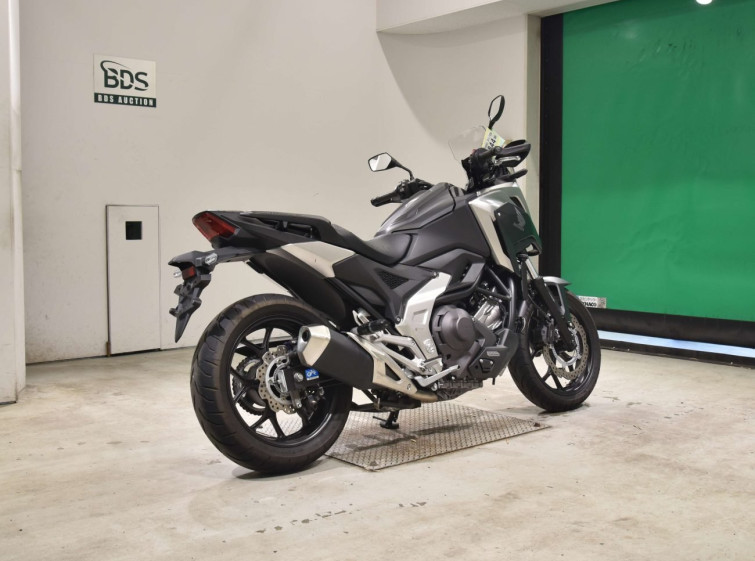 Мотоцикл Honda NC750X з пробігом 9829 km
