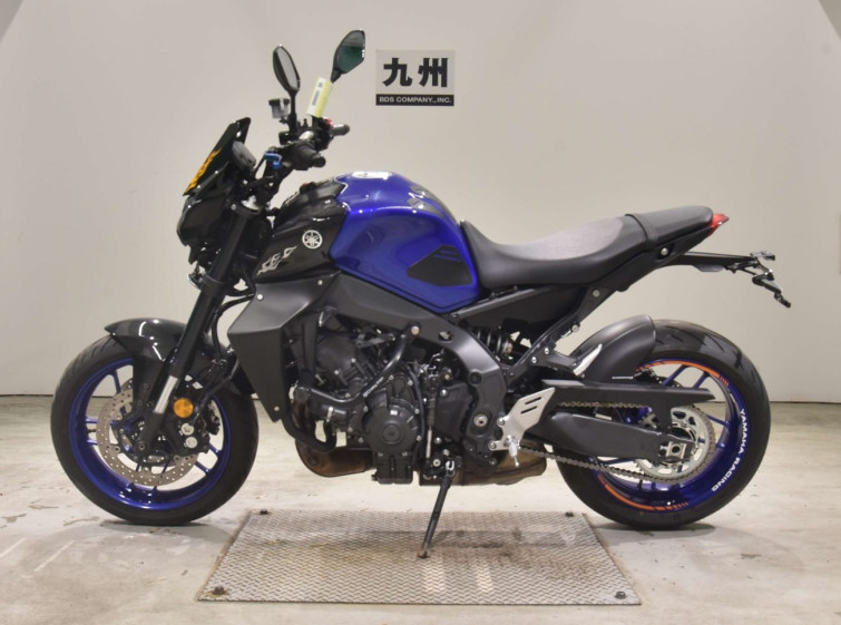 Мотоцикл Yamaha MT-09 с пробегом 1816 km