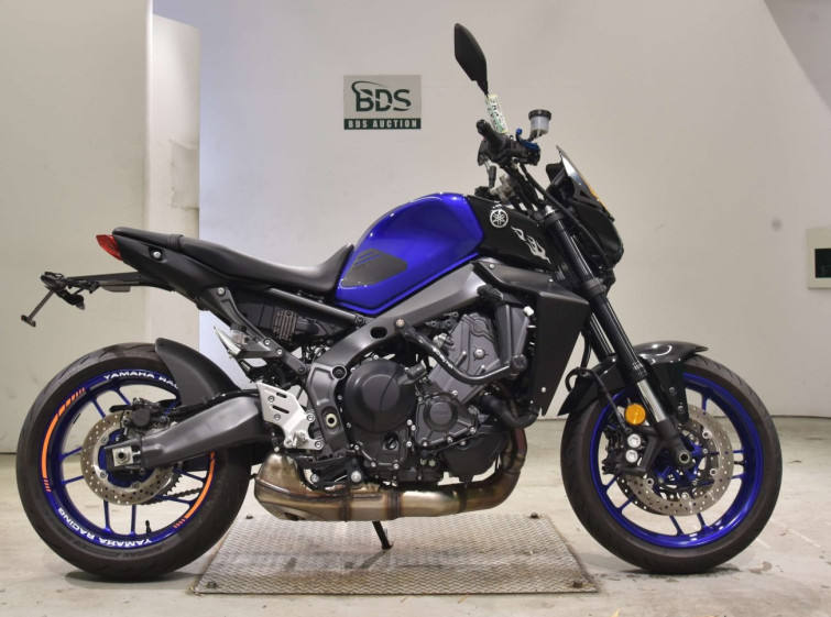 Мотоцикл Yamaha MT-09 с пробегом 1816 km
