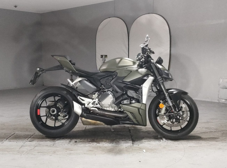 Мотоцикл Ducati STREETFIGHTER V2 з пробігом 15973 km