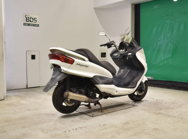 Мотоцикл Yamaha MAJESTY 250C з пробігом 39482 km