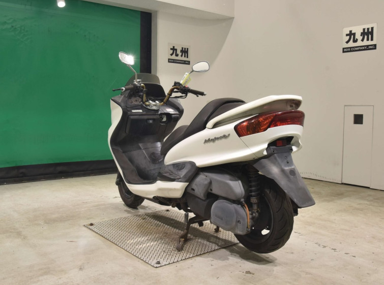 Мотоцикл Yamaha MAJESTY 250C з пробігом 39482 km