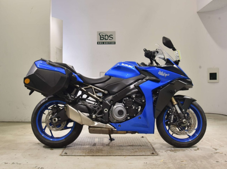 Мотоцикл Suzuki gsx-s1000 gt с пробегом 5267 km