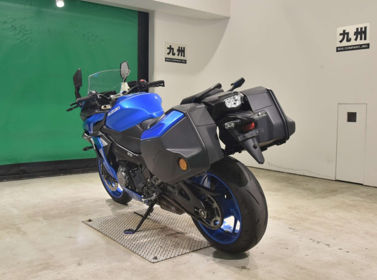 Мотоцикл Suzuki gsx-s1000 gt с пробегом 5267 km
