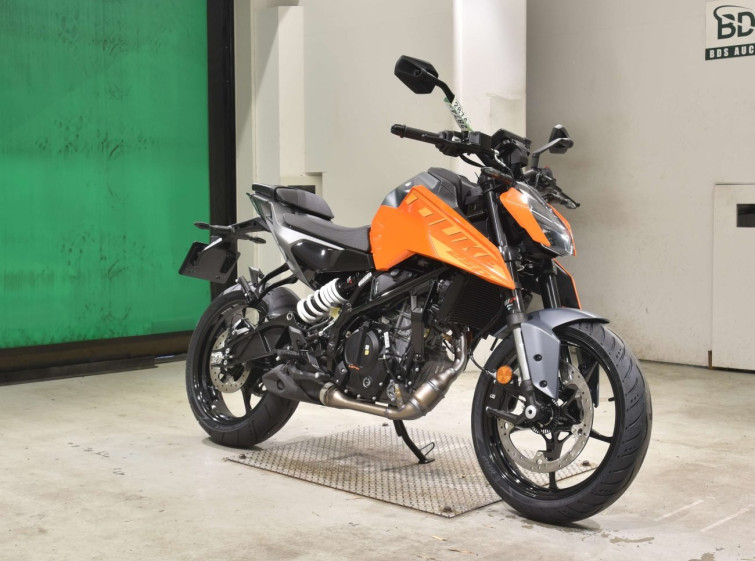 Мотоцикл KTM 250 DUKE с пробегом 2 km