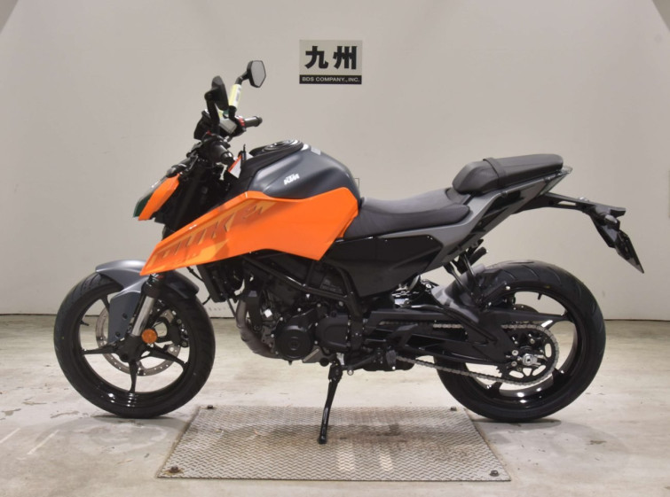 Мотоцикл KTM 250 DUKE с пробегом 2 km