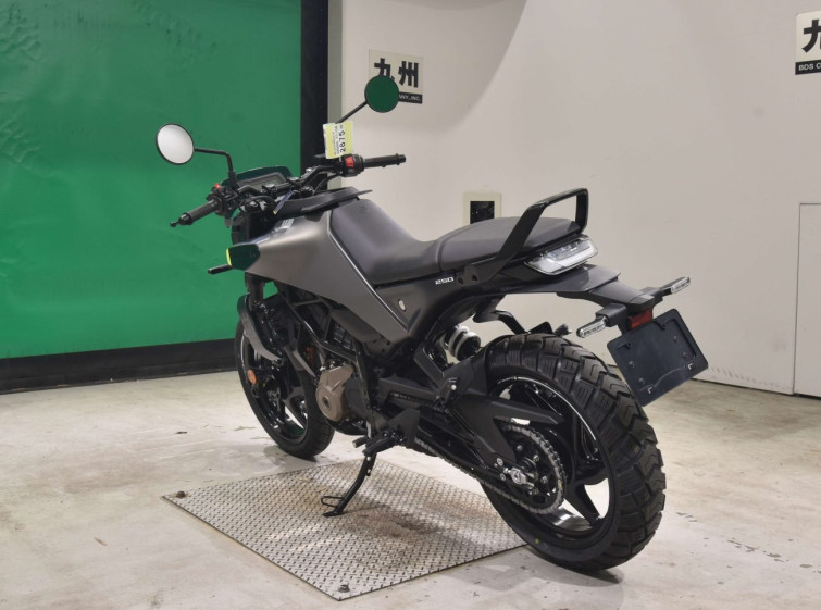 Мотоцикл Husqvarna SVARTPILEN 250 з пробігом 1 km