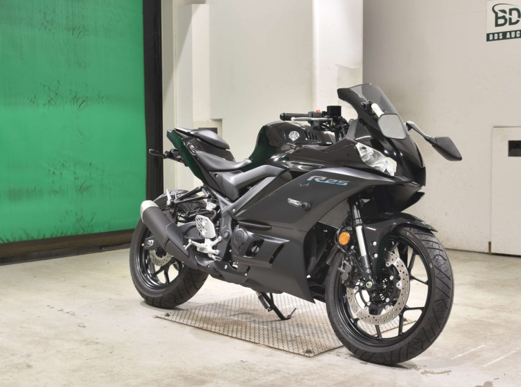Мотоцикл Yamaha YZF-R25A с пробегом 988 km