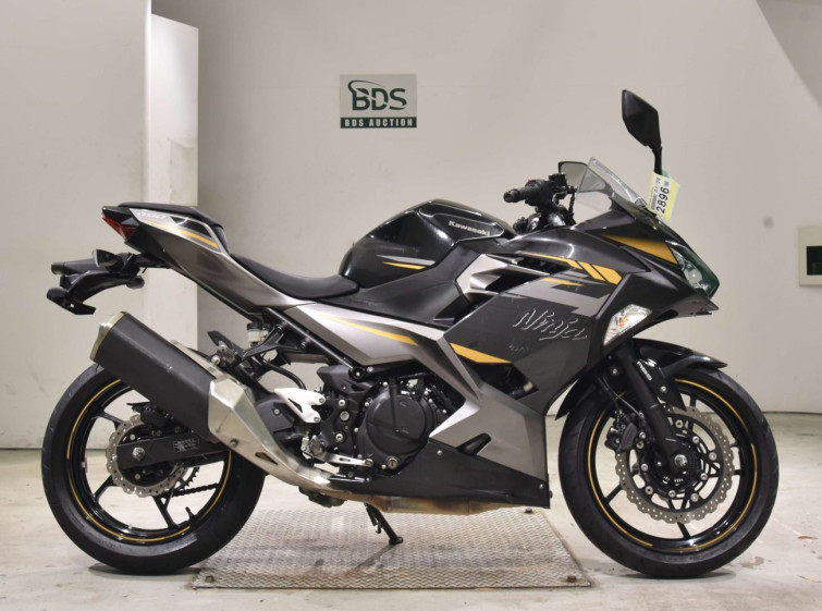 Мотоцикл Kawasaki NINJA400 с пробегом 41199 km