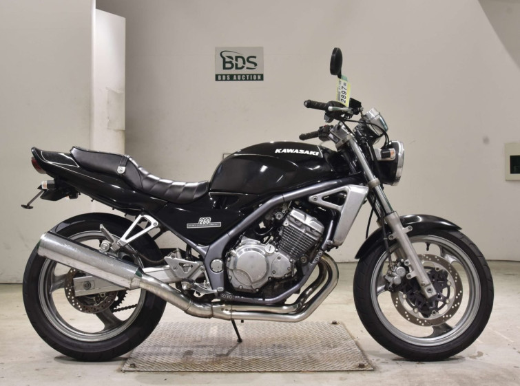 Мотоцикл Kawasaki BALIUS ZR250 с пробегом 32074 km