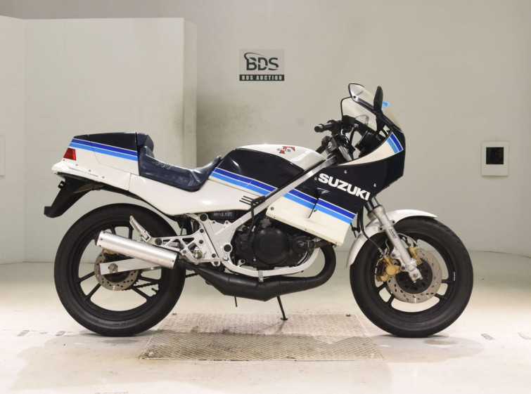 Мотоцикл Suzuki RG250 GAMMA с пробегом 4212 km