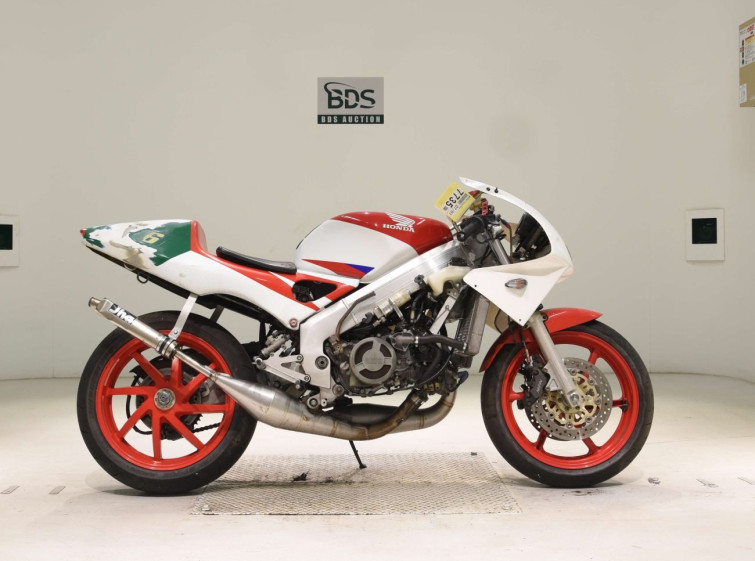 Мотоцикл Honda NSR250R