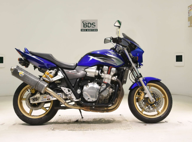 Мотоцикл Honda CB1300SF з пробігом 71247 km
