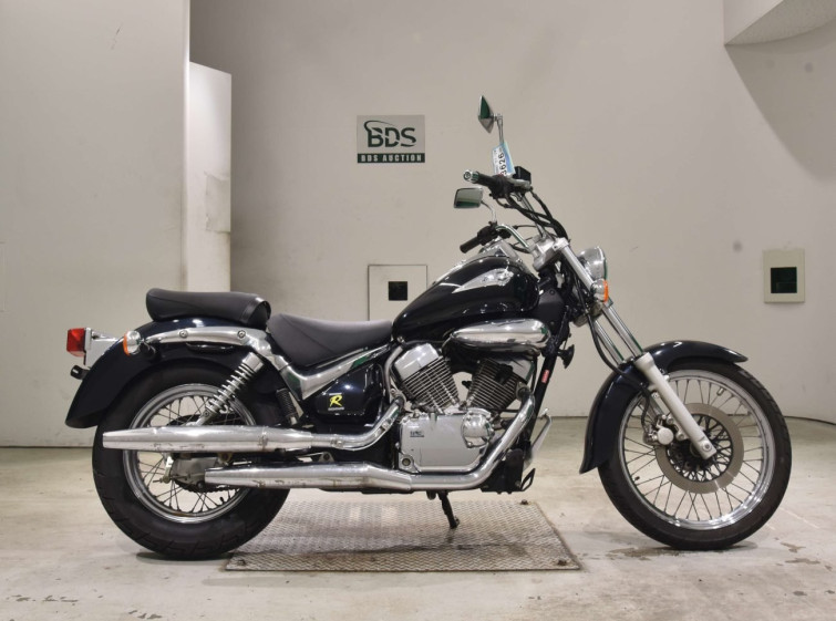 Мотоцикл Suzuki INTRUDER 250LC з пробігом 27498 km