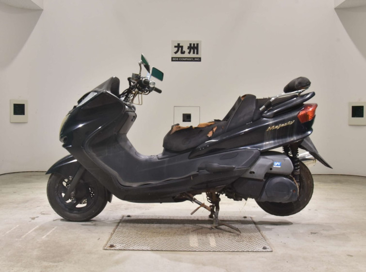 Мотоцикл Yamaha MAJESTY 250C